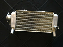 Load image into Gallery viewer, CRF250R RADIATOR WITH CAP FILL SIDE COMPLETE 04 05 06 HONDA CRF 250 R