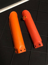 Load image into Gallery viewer, KTM85 FORK GUARDS COVERS PLASTICS OEM KTM 85 SX 04 05 06 07 08 09