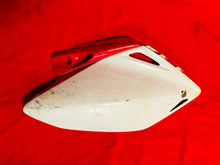 Load image into Gallery viewer, CRF450X RIGHT SIDE NUMBER PLATE REAR PANEL COVER PLASTIC OEM HONDA CRF 450 X