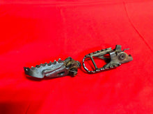 Load image into Gallery viewer, CRF150R FOOT PEGS COMPLETE W PINS AND SPRINGS STOCK (07-18) HONDA CRF 150 R RB