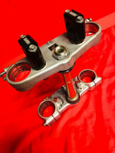 Load image into Gallery viewer, CRF450R TRIPLE CLAMPS TREES WITH PRO TAPER OVERSIZE CLAMPS OEM HONDA CRF 450 R