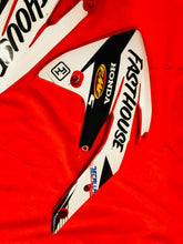 Load image into Gallery viewer, CRF150R SHROUDS PLASTICS LEFT RIGHT TANK COVERS STOCK (07-18) HONDA CRF 150 R RB