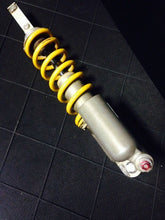 Load image into Gallery viewer, 06 HONDA CRF250R CRF 250 R COMPLETE REAR SHOCK SHOWA STOCK BACK SPRING