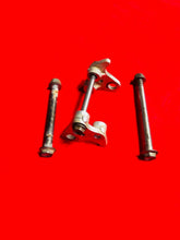 Load image into Gallery viewer, KX250F ENGINE BOLTS MOTOR MOUNTS 04 05 06 07 08 KAWASAKI KX 250 F