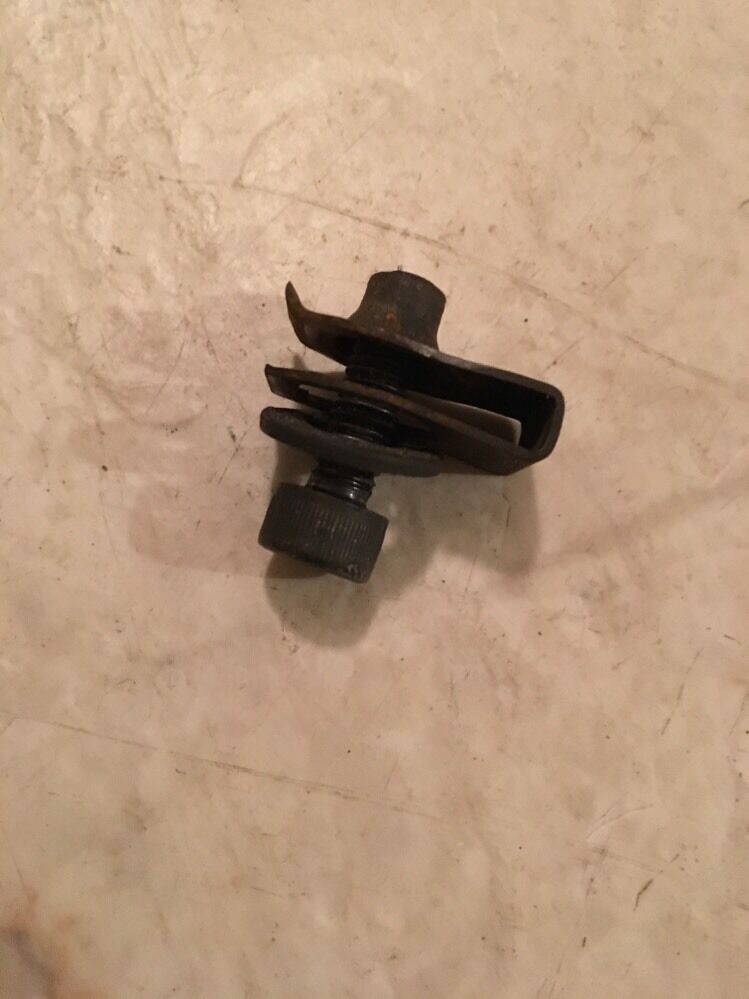 08 COBRA KING 50 SR CX50 CX 50 EXHAUST MOUNT U NUT BOLT