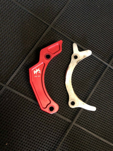 CRF150R CASE SAVER RED HAMMER HEAD CHAIN GUARD STOCK (07-18) HONDA CRF 150 R RB