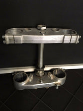 Load image into Gallery viewer, CRF250R TRIPLE CLAMPS TRIPLE TREES CRF 250 R COMPLETE OEM HONDA