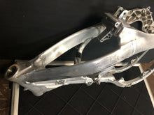 Load image into Gallery viewer, CRF250R FRAME CHASSIS 06 HONDA CRF 250 R