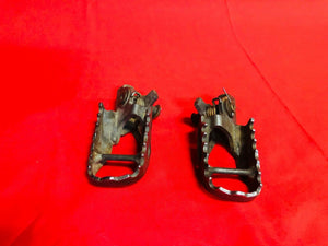 CRF150R FOOT PEGS COMPLETE WITH PINS AND SPRINGS (07-18) HONDA CRF 150 R RB