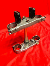 Load image into Gallery viewer, CRF450R TRIPLE CLAMPS TREES WITH PRO TAPER OVERSIZE CLAMPS OEM HONDA CRF 450 R