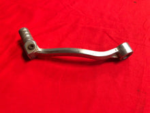 Load image into Gallery viewer, KTM85 SHIFTER SHIFT LEVER OEM KTM 85 SX 04 05 06 07 08 09