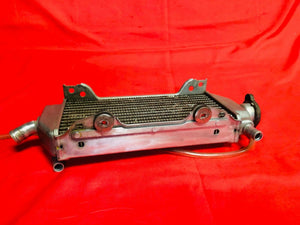 (01-07) RM125 RADIATOR RIGHT FILL SIDE WITH CAP OEM SUZUKI RM 125