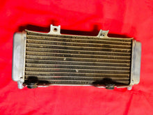 Load image into Gallery viewer, CRF450X RADIATOR RAD NON FILL SIDE LEFT OEM HONDA CRF 450 X