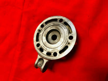 Load image into Gallery viewer, (01-07) RM125 CYLINDER HEAD TOP END COVER CAP OEM SUZUKI RM 125