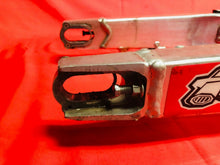 Load image into Gallery viewer, CRF450R SWINGARM SWING ARM OEM HONDA CRF 450 R