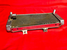 Load image into Gallery viewer, CRF450X RADIATOR RAD NON FILL SIDE LEFT OEM HONDA CRF 450 X